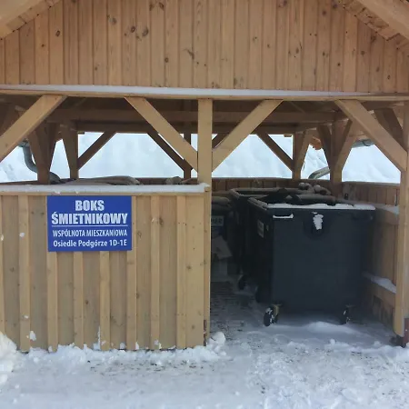 Red Flowers * שצ'קלארסקה פוראובה