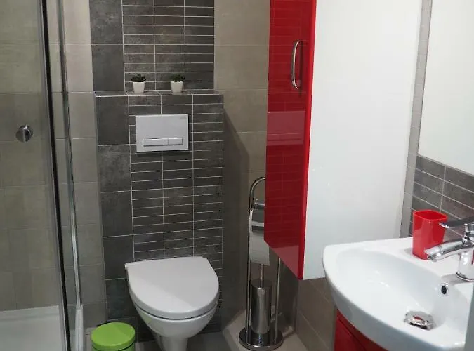 Red Flowers * Szklarska Poręba