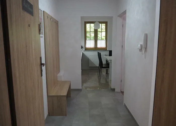 Red Flowers Apartamento *