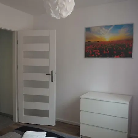 Lägenhet Red Flowers *