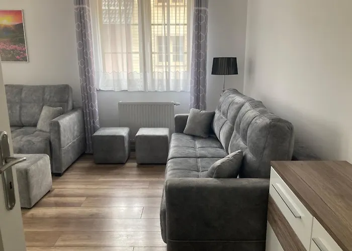 Red Flowers * Szklarska Poreba